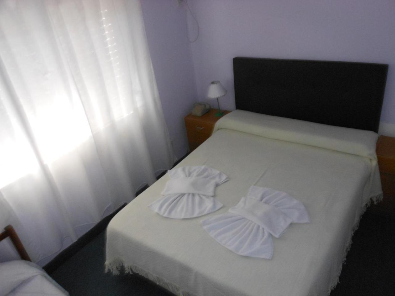 Hotel Los Robles Gualeguaychu Exterior photo